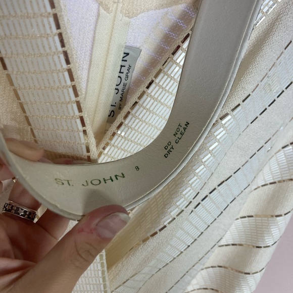 ☀️St. John by Marie Gray knit Pleated front Dress with belt - Picture 4 of 14